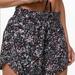 Lululemon Floral Sprits Track Shorts